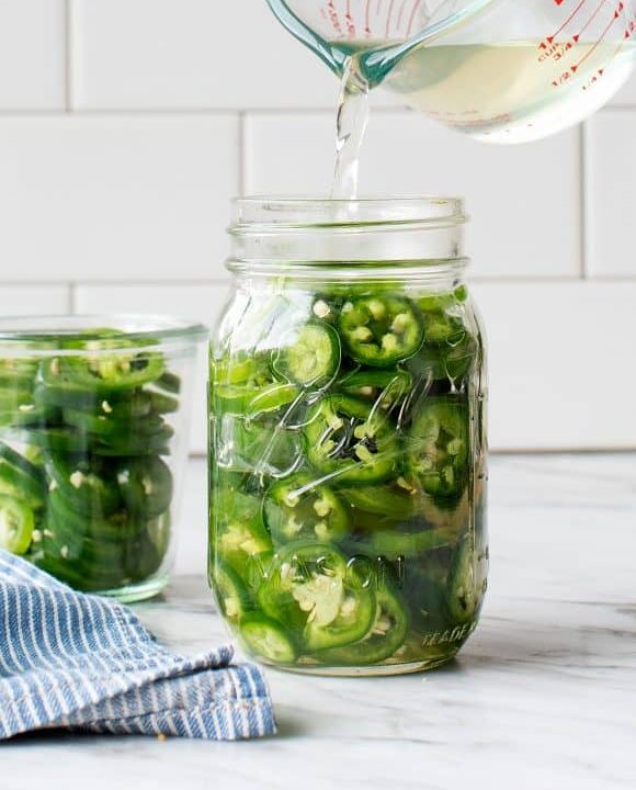 خرید ترشی هالوپینو با قیمت عالی